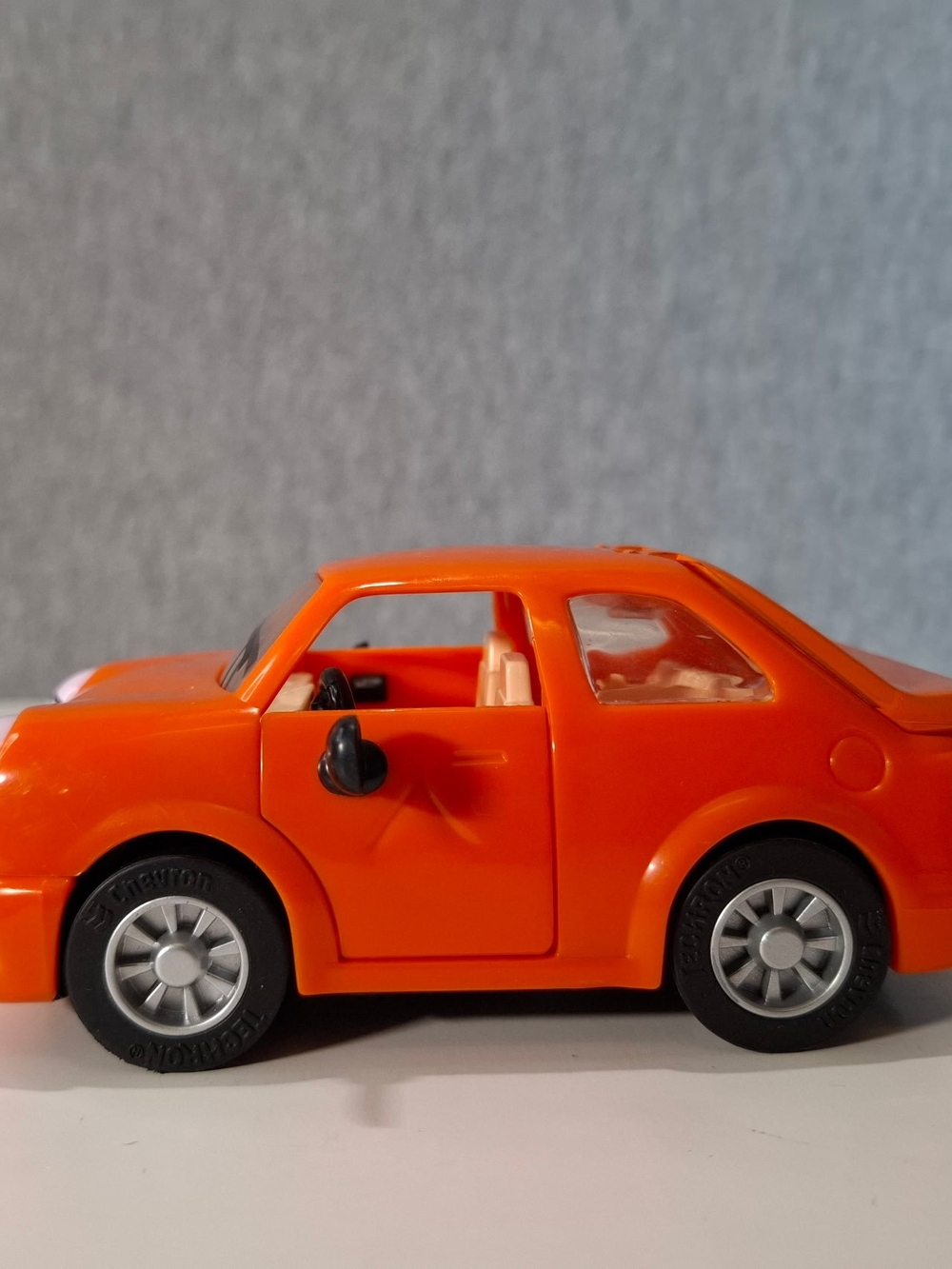 Disney Rare CARS  Orange Cartoon Face Toy Car with Blue Eyes - Picture 11 of 11